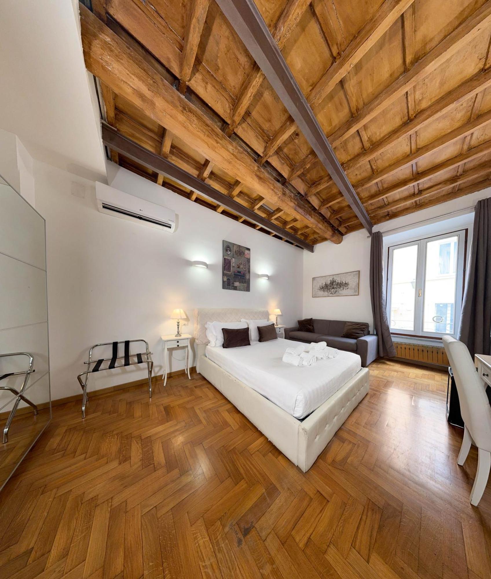 3 Ripetta Roma